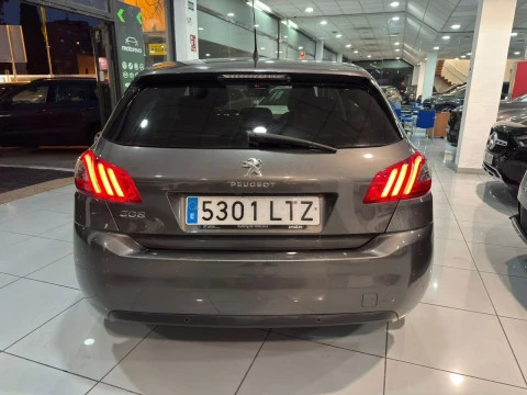 Peugeot 308 1.5 BLUEHDI S/S STYLE 130