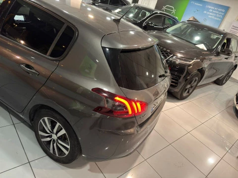 Peugeot 308 1.5 BLUEHDI S/S STYLE 130