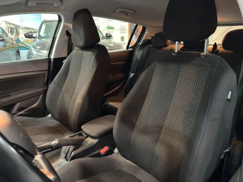 Peugeot 308 1.5 BLUEHDI S/S STYLE 130