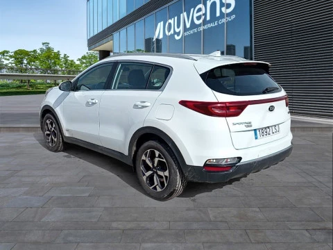 Kia Sportage 1.6 MHEV Business 100kW (136CV) 4x4