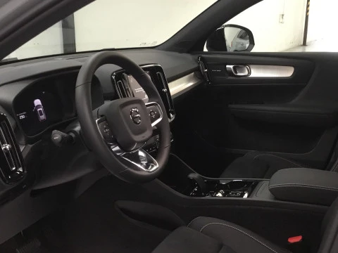 Volvo XC40 XC40 BLACK EDITION PLUS B3 MILD HYBRID