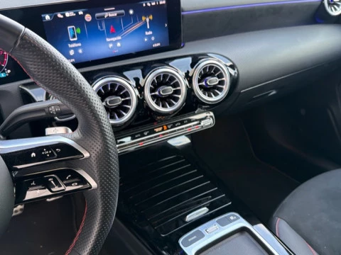 Mercedes-Benz Clase A  180 Compacto