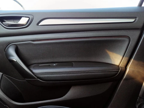 Renault Megane 1.3 TCE ST ZEN 140CV EDC SS