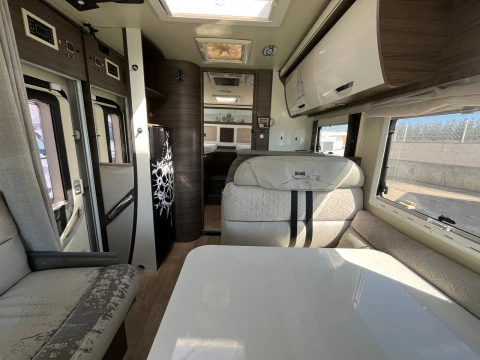 MCLOUIS NEVIS NEVIS 873