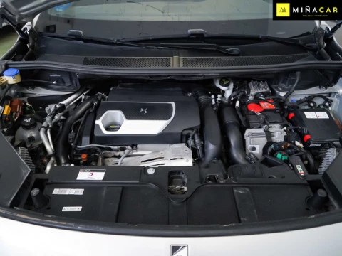 DS 7 Crossback E-Tense 225 Performance Line Auto 165 kW (225 CV)