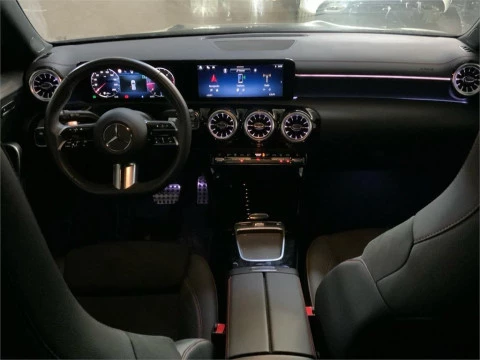 Mercedes-Benz CLA 200 D DCT Shooting Brake