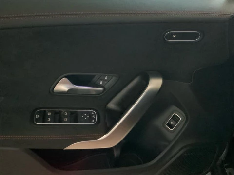 Mercedes-Benz CLA 200 D DCT Shooting Brake