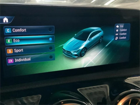 Mercedes-Benz CLA 200 D DCT Shooting Brake