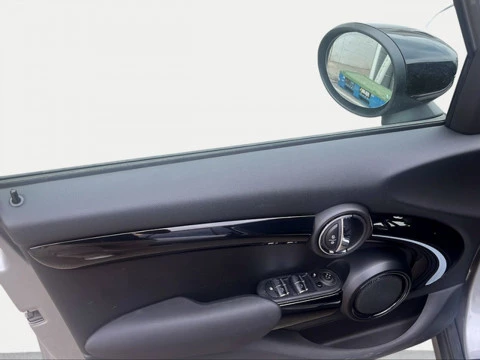 MINI COOPER 5 PUERTAS