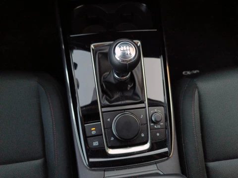 Mazda CX-30 2025 2.5L E-SKYACTIV G MHEV 103KW (140CV) 6MT FWD HOMURA