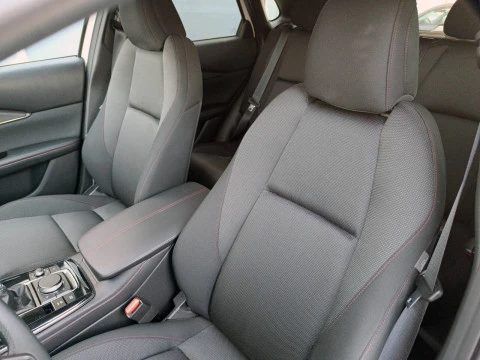 Mazda CX-30 2025 2.5L E-SKYACTIV G MHEV 103KW (140CV) 6MT FWD HOMURA