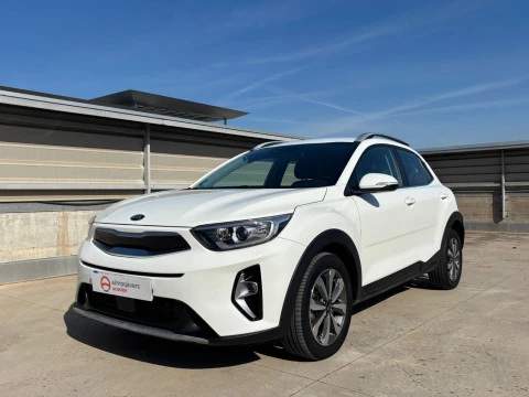 Kia Stonic DRIVE 1.0 T-GDI 120CV MHEV DCT 5P