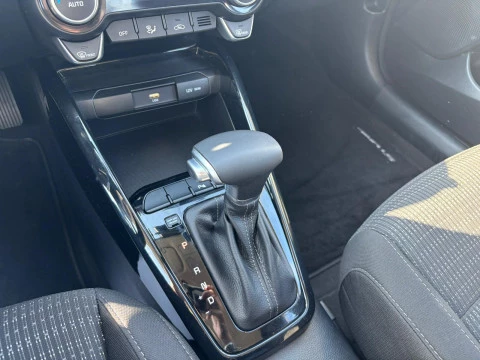 Kia Stonic DRIVE 1.0 T-GDI 120CV MHEV DCT 5P