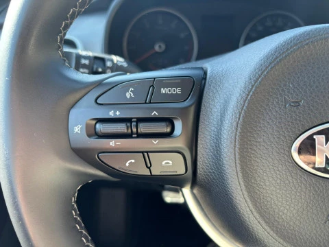 Kia Stonic DRIVE 1.0 T-GDI 120CV MHEV DCT 5P