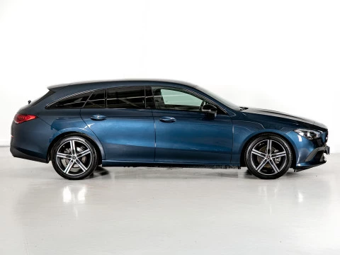 Mercedes-Benz CLA CLA 200 Shooting Brake