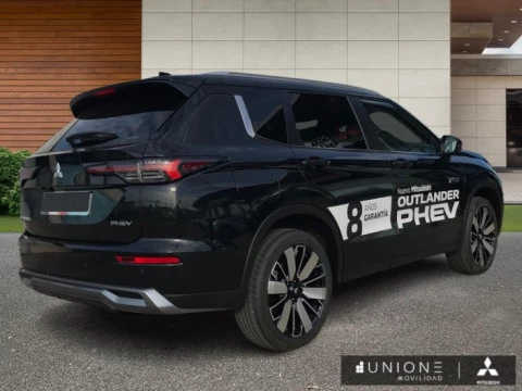 Mitsubishi Outlander  PHEV KAITEKI 4WD