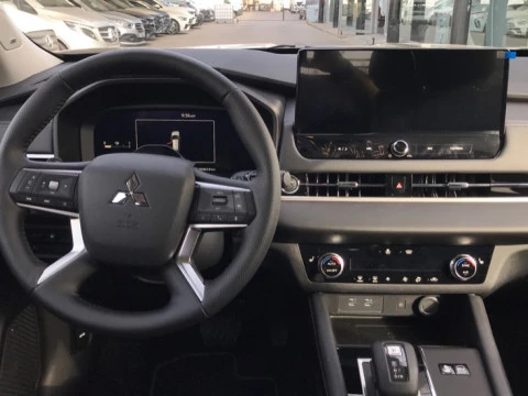 Mitsubishi Outlander  PHEV KAITEKI 4WD