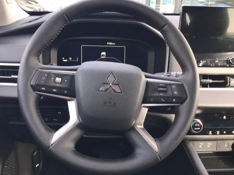 Mitsubishi Outlander  PHEV KAITEKI 4WD