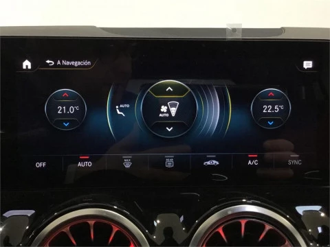 Mercedes-Benz GLA 200 D