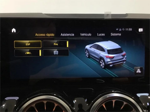 Mercedes-Benz GLA 200 D