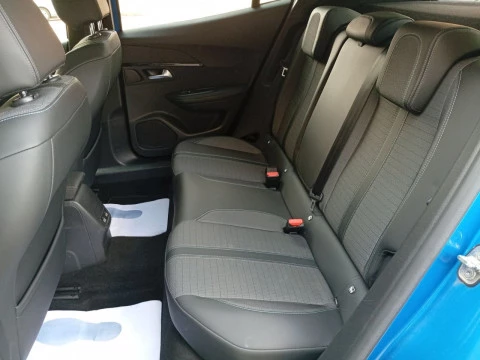 Peugeot 2008 Allure BlueHDI 130 S&S EAT8