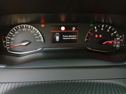 Peugeot 2008 Allure BlueHDI 130 S&S EAT8