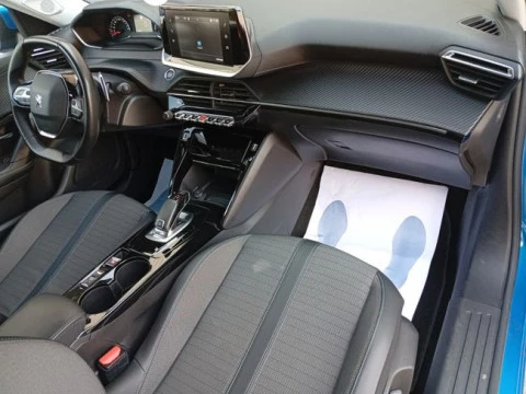 Peugeot 2008 Allure BlueHDI 130 S&S EAT8