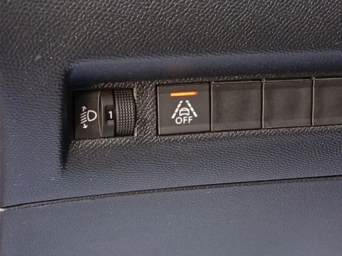 Peugeot 2008 Allure BlueHDI 130 S&S EAT8