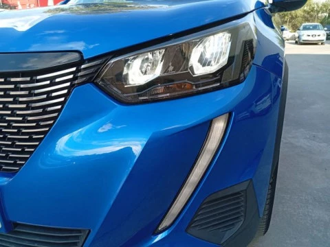 Peugeot 2008 Allure BlueHDI 130 S&S EAT8