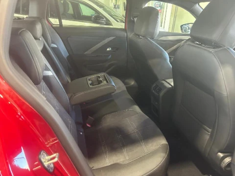 Opel Astra fam. BEV 54KW GS AUTO 5P