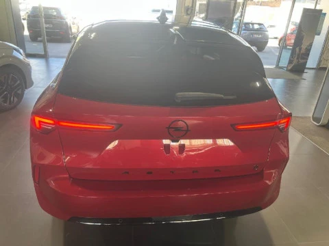Opel Astra fam. BEV 54KW GS AUTO 5P