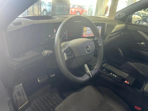 Opel Astra fam. BEV 54KW GS AUTO 5P