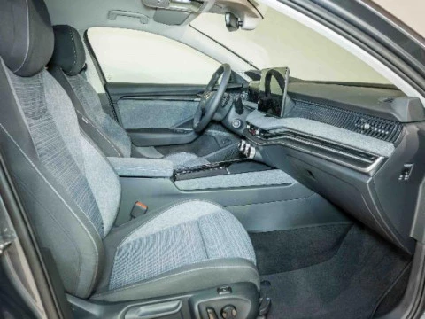 Skoda Superb Combi 1.5 TSI m-HEV 110kW DSG Selection