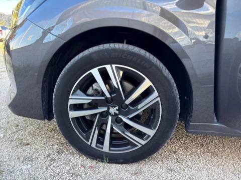 Peugeot 208 BlueHDi 73kW (100CV) Allure Pack