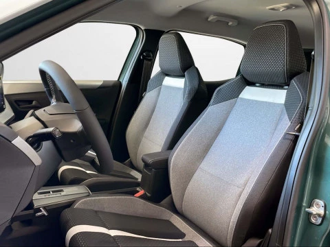 Opel Frontera 1.2T XHT Hybrid eDCT6 81kW Edition