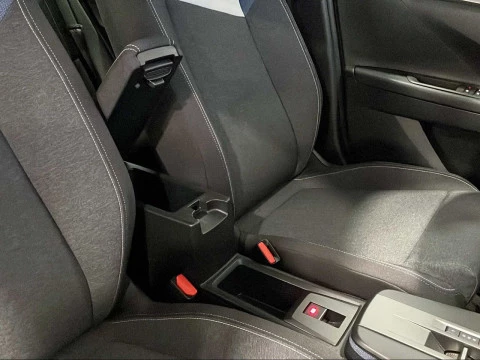 Opel Frontera 1.2T XHT Hybrid eDCT6 81kW Edition
