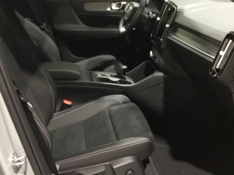 Volvo XC40 XC40 CORE B3 MILD HYBRID GASOLINA