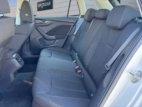 Skoda Kamiq 1.0 TSI 81kW (110CV) DSG Ambition