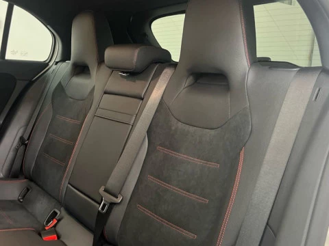 Mercedes-Benz Clase A 250 e con tecnología híbrida EQ