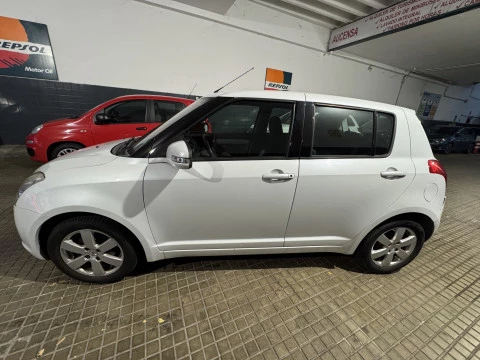 Suzuki Swift 1.3 GLX 5p