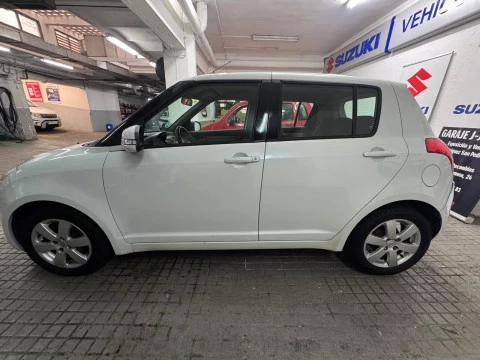 Suzuki Swift 1.3 GLX 5p