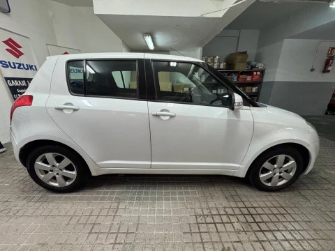 Suzuki Swift 1.3 GLX 5p