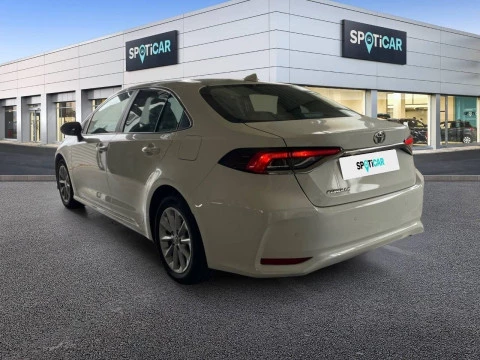 Toyota Corolla Sedán 1.33 VVT-i Dual Active