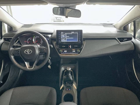 Toyota Corolla Sedán 1.33 VVT-i Dual Active