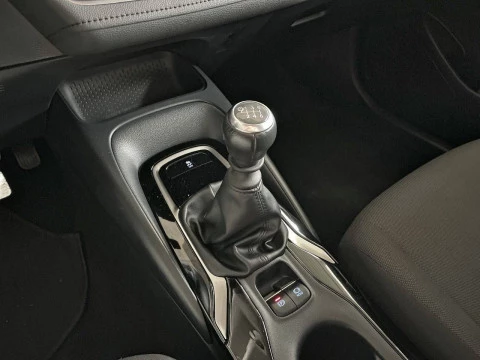 Toyota Corolla Sedán 1.33 VVT-i Dual Active