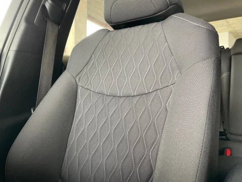 Toyota Corolla Sedán 1.33 VVT-i Dual Active