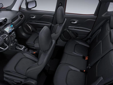 Jeep Renegade 4xe Altitude 1.3 PHEV 190hp AT EAWD