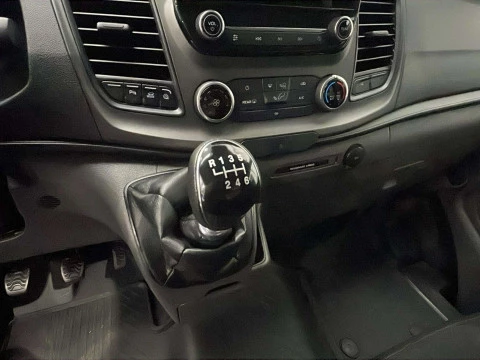 Ford Transit Custom 2.0 TDCI 96KW 340 TREND KOMBI LWB HEV 130 4P 9 Plazas