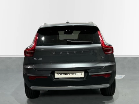 Volvo XC40 2.0 T4 MOMENTUM AUTO 190 5P