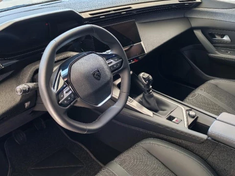 Peugeot 308 1.2 PURETECH 130 ALLURE 5P